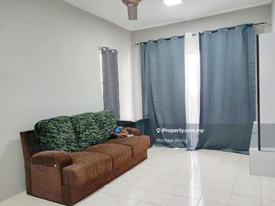 Casa Riana Apartment, Persiaran Puncak Jalil, Seri Kembangan