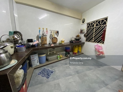 Corner terrace house 2 storey with 4 Rooms, many parking space