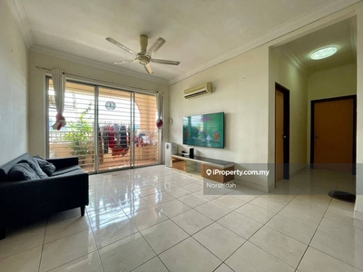 Fully furnished condominium and with balcony