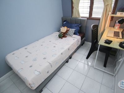 Fully-Furnished Single Room with AirCond & Window for Rent at Puchong Prima