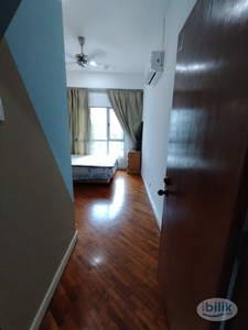 Middle Room at Suasana Sentral Condominium, KL Sentral
