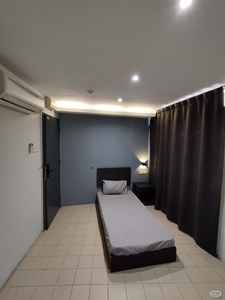 Near BRT station with Fully Furnished Room for Rent at Bandar Sunway Pyramid, Monash, Taylor, Sunway University