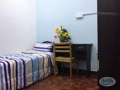 Free Parking Fully Furnished Single Room at Taman Blossom Height, Seremban