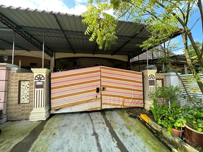 SINGLE STOREY TERRACE HOUSE FOR SALE At Jalan Serangkai, Taman Bukit Dahlia, Pasir Gudang, Johor