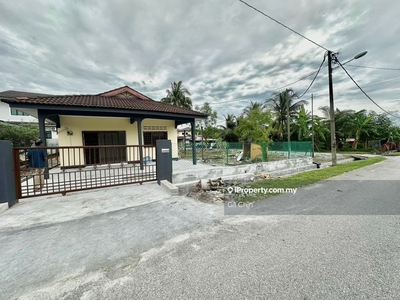 Tasek / Klebang Super Large Bungalow House For Rent