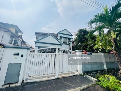 Very nice unit 2sty Bungalow in Bandar county homes, Desa 3 For sale