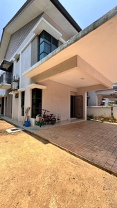 2- storey house endlot for rent, Periwinkle @ bandar rimbayu - Furnish