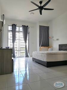Bilik Sewa 15Mins to PasirGudang & TanjungLangsat FullyFurnished Master Room
