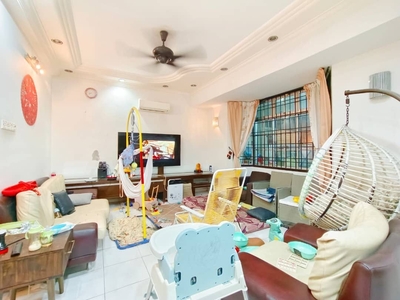 Extended Kitchen, Renovated 2-Storey Terrace House Jalan Nibong Taman Daya for Sale