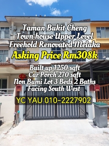 Freehold Renovated Townhouse Tmn Bkt Cheng