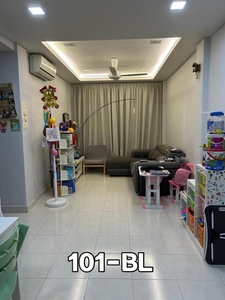 [FULLY RENOVATED] 850sqft Orchis Apartment, Bandar Parklands Klang. 3 Bedrooms & 2 Bathrooms.
