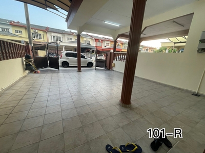 [GOOD CONDITION] 22x70 Taman Sentosa, Klang. Double Storey House. 4 Bedrooms & 3 Bathrooms.