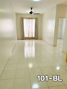 [GOOD CONDITION] 850sqft Asteria Apartment, Bandar Parklands Klang. 3 Bedroooms & 2 Bathrooms