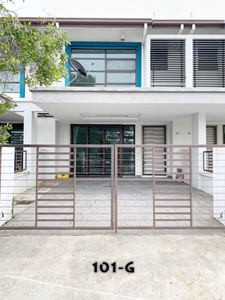 LIMITED FACING OPEN!!! Bandar Bukit Raja, Nafiri, [20x70] Double Storey Terrace House