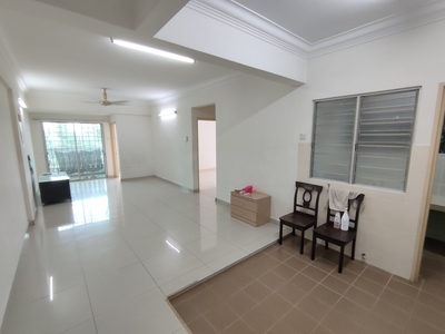 Nilam Puri Condo Rent, Partly Furnished 3 Rooms, Taman Bukit Puchong