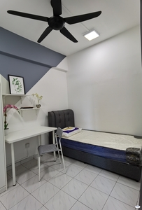 Single room for rent at Endah Ria Condominium
