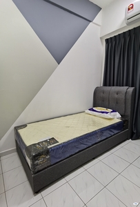 Single room? for rent at Endah Ria Condominium