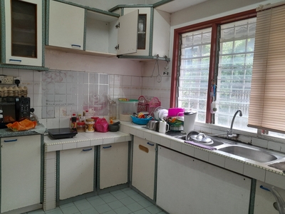 USJ 9 house to let