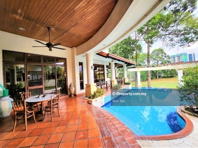 Golf View Bungalow with Swimming pool For Sale