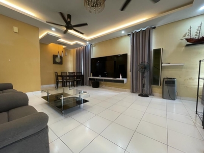 2 Storey End Lot Terrace House For Rent / Bukit Indah / Nusa Jaya