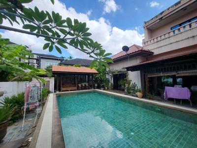 Big Beautiful Bungalow with Swimming Pool Seksyen 11 Shah Alam