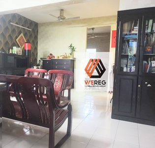 Bukit Tinggi 2 Double storey Terrace House for sale Kitchen Extended