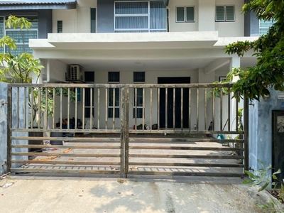 FREEHOLD, Double Storey Terrace @ Bangi Avenue, Bangi - Non Bumi Unit