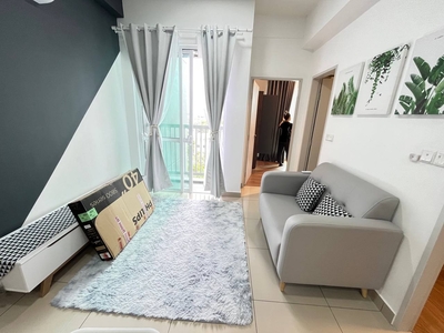 Fully Furnished Nice Renovated Unit Available 2 Bedroom