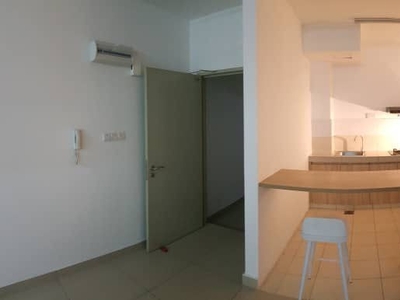 Nearby LRT and Evovle Mall Single Room at Pacific Place, Ara Damansara