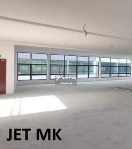 RM3.6mil! Build Up 7800sf! Shah Alam Seksyen 34 Three Storey Link Factory for Sales