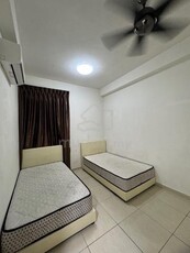 Sky Breeze Apartment @ Bukit Indah High Floor 1130sqft Nice Location