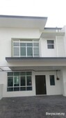 Double Storey House At Hillpark, The Pines 2