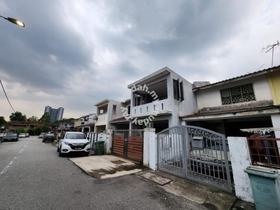 2sty landed house at Bandar Baru Sri Petaling