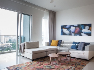 Luxury Condo with Nice Furnished