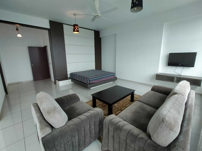 Sky Executive Suites Bukit Indah Duplex Penthouse fully furnished unblock view