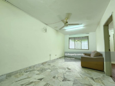 Low cost flat in Cheras