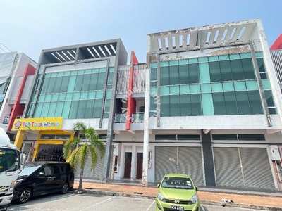 Main Road Three Storey Shop At Klebang Utama Nr Klebang Besar Melaka