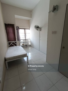 Room For Rent in Setia Alam near Top Glove