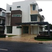 2.5 Storey Bungalow @ D Villa Saujana Glenmarie Shah Alam for Sale
