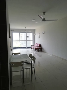 Aurora Residence @ Lake Side City Good Condition