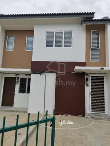 Bukit Banyan Citra Townhouse For Rent (Upper Unit)