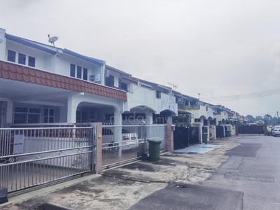 Double Storey Intermediate,Bayor Bukit,Tabuan Jaya,Kuching
