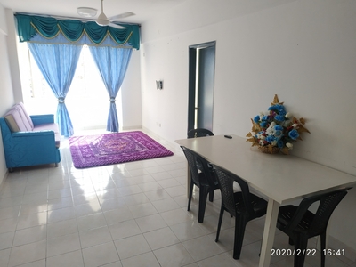 Fully Furnished Palm Garden Apartment Bukit Raja, Bandar Baru Klang Middle Floor Unit For Rent Suitable For Student