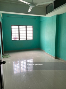 Fully Renovated & Furnished, 3 Room Condo for Rent