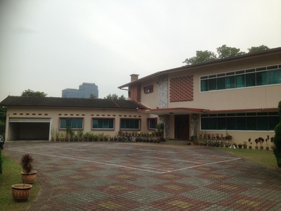 Spacious Bungalow for Rent for commercial purpose in Taman Seputeh