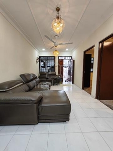 1 Storey for rent / Bandar Baru Uda / 4 bedrooms