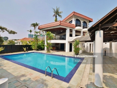 2.5 Storey Bungalow with Private Swimming Pool for Sale