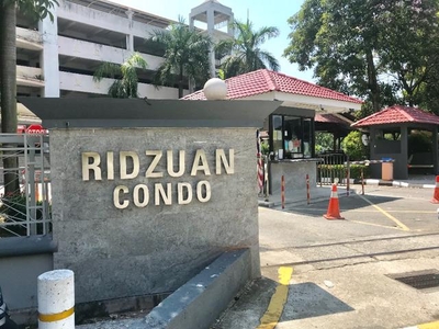 3 Bedroom Ridzuan Condominium at Bamdar Sunway