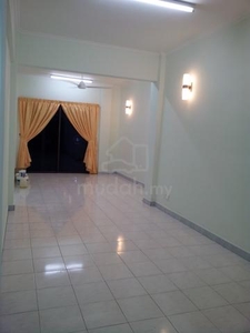 3R2B Permas Jaya Apartment near CIQ (Direct owner)