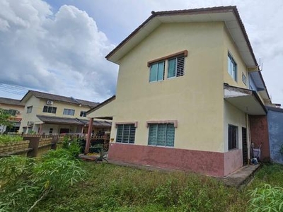 7 Mile Freehold Stakan Sentoria Double Storey Corner Terrace House